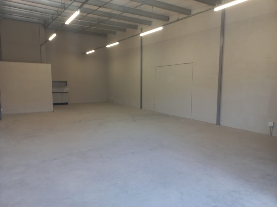 To Let commercial Property for Rent in Montague Gardens Western Cape
